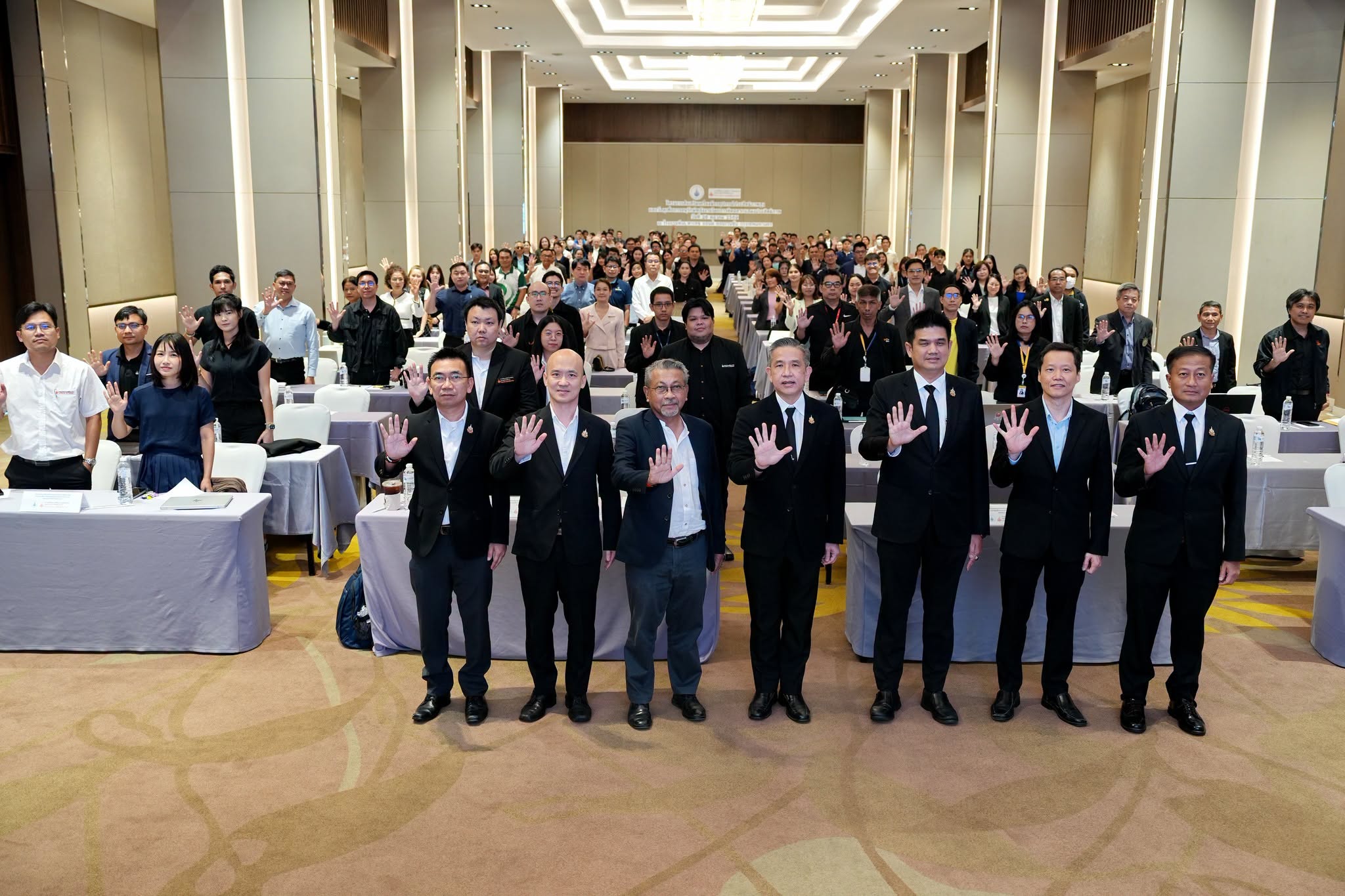 พพ. ขยายผลฉลากประหยัดพลังงานครอบคลุม 24 ประเภท ชี้แจงผู้ประกอบการยกระดับเครื่องจักรและอุปกรณ์ประสิทธิภาพสูง หนุนภาคอุตสาหกรรมลดใช้พลังงานเพื่อความยั่งยืน